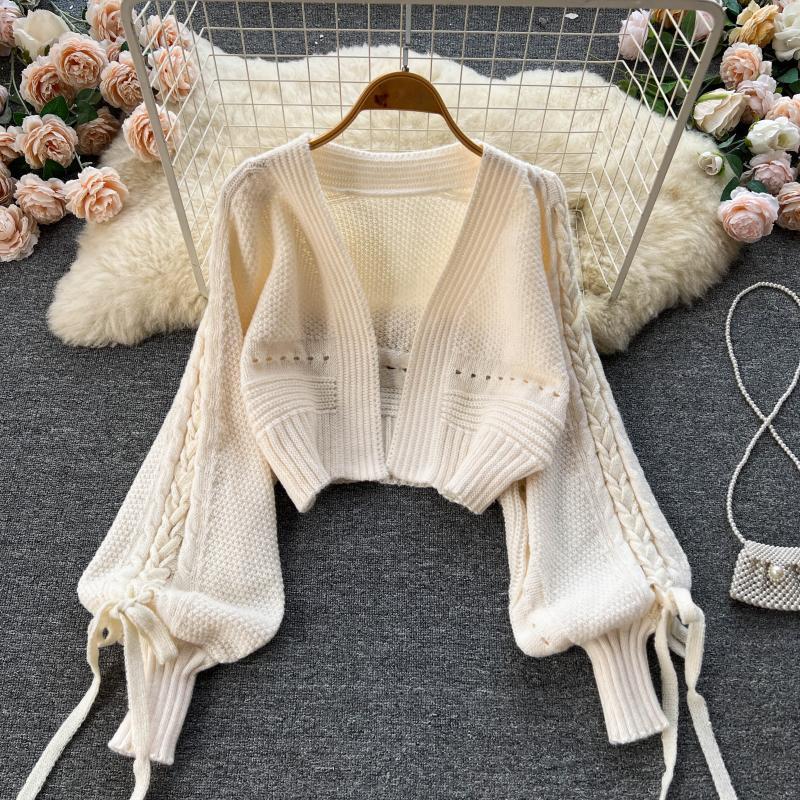 Green Casual Acrylic Knit V-Ne - огляд і ціна Embroidery Online