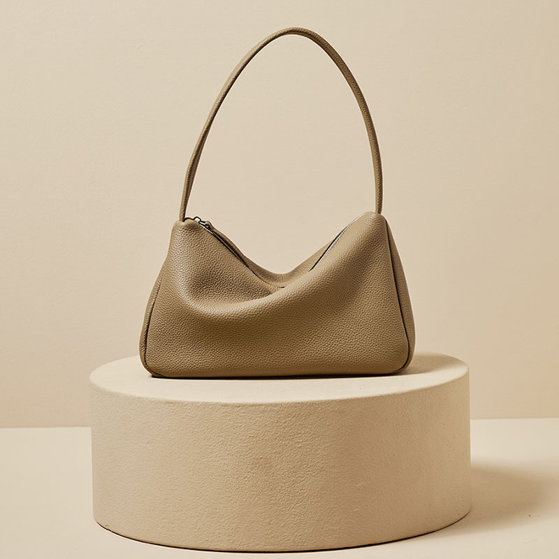 Head Layer Cowhide Armpit Bag  - огляд і ціна Embroidery Meaning